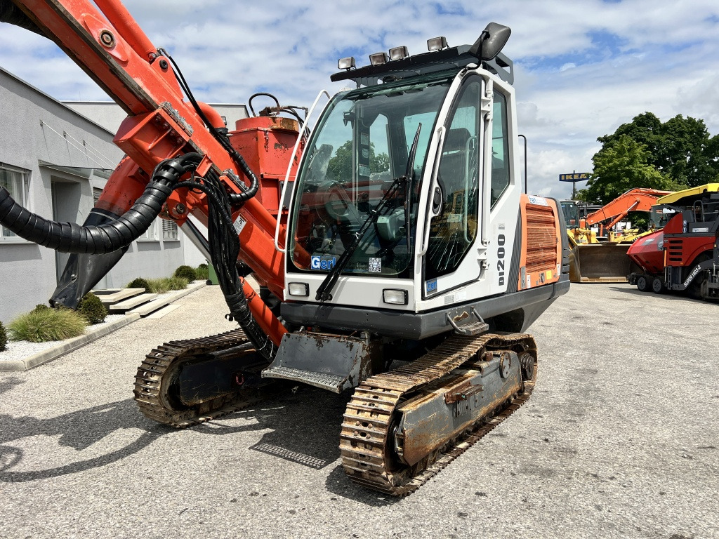 Sandvik DI 200 (111633) - معدات حفر: صورة 4 Sandvik DI 200 (111633) - معدات حفر: صورة 4