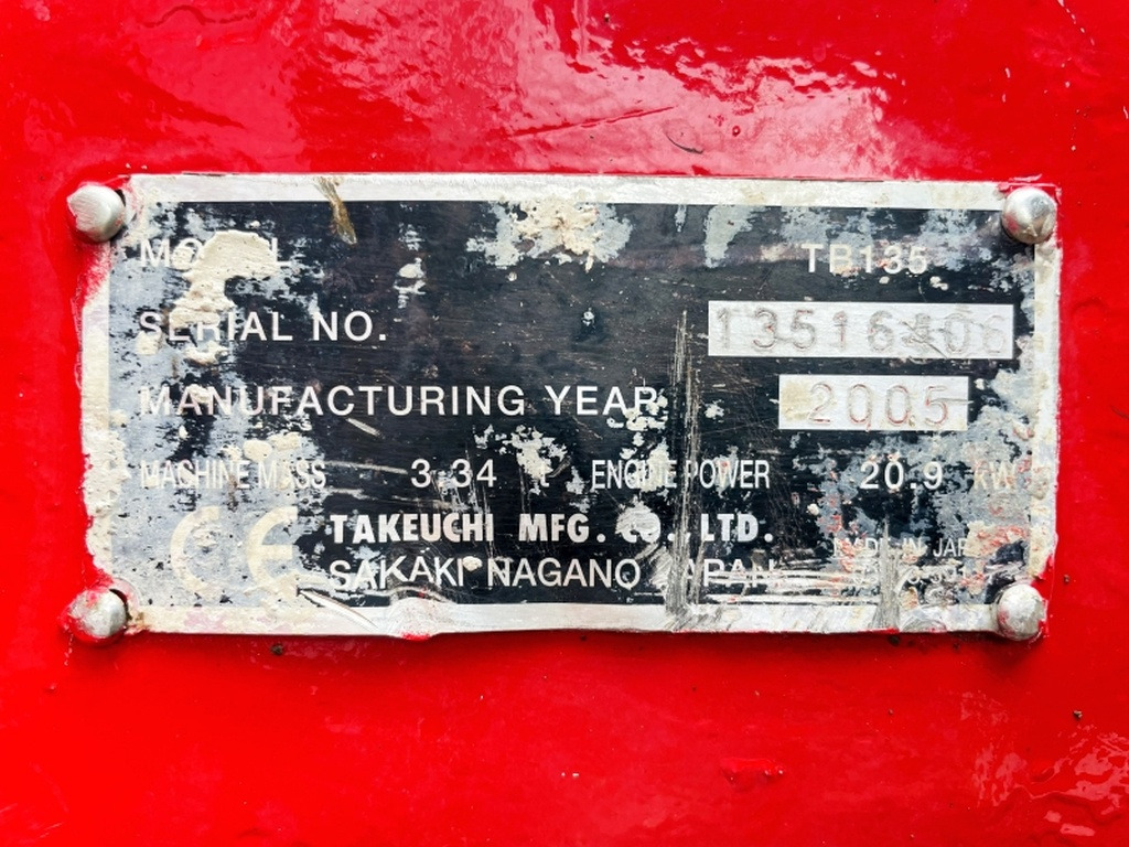 Takeuchi TB135 (4056) - حفار صغير: صورة 3 Takeuchi TB135 (4056) - حفار صغير: صورة 3