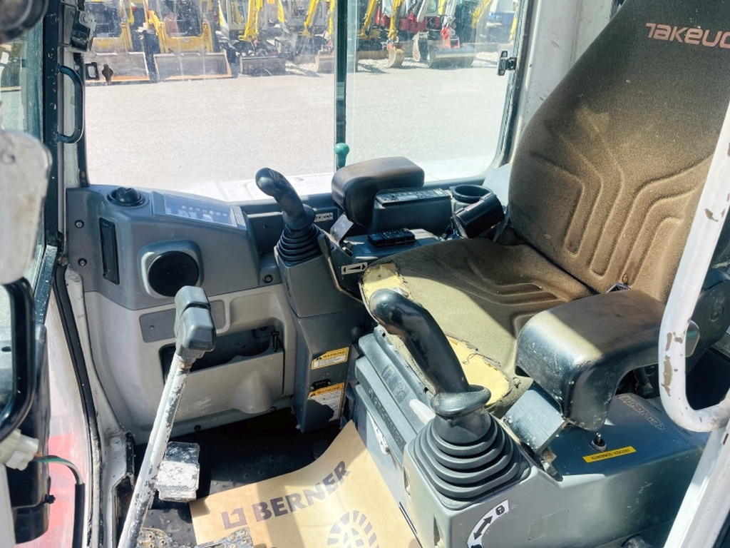 Takeuchi TB250 (3990) - حفار صغير: صورة 5 Takeuchi TB250 (3990) - حفار صغير: صورة 5