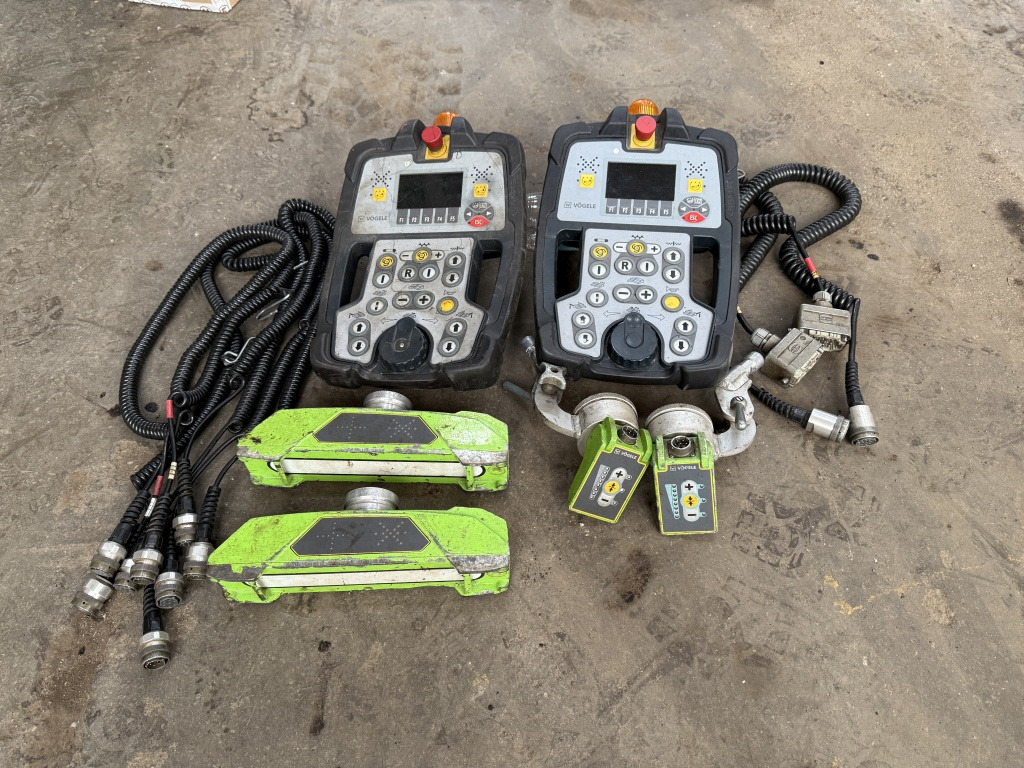 راصف أسفلت Vögele Super 1803-3i (111717): صورة 13 راصف أسفلت Vögele Super 1803-3i (111717): صورة 13