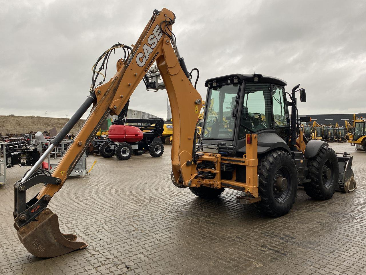 Case 695 ST - لودر ذو محراث خلفي/ باكهو: صورة 4 Case 695 ST - لودر ذو محراث خلفي/ باكهو: صورة 4