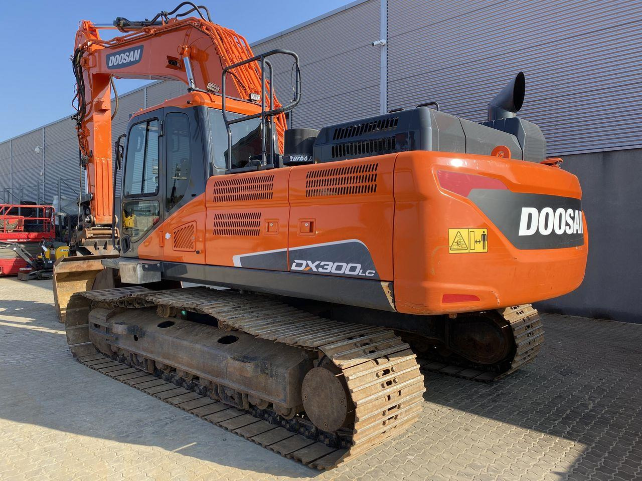 Doosan DX300LC-5 - حفار زاحف: صورة 2 Doosan DX300LC-5 - حفار زاحف: صورة 2