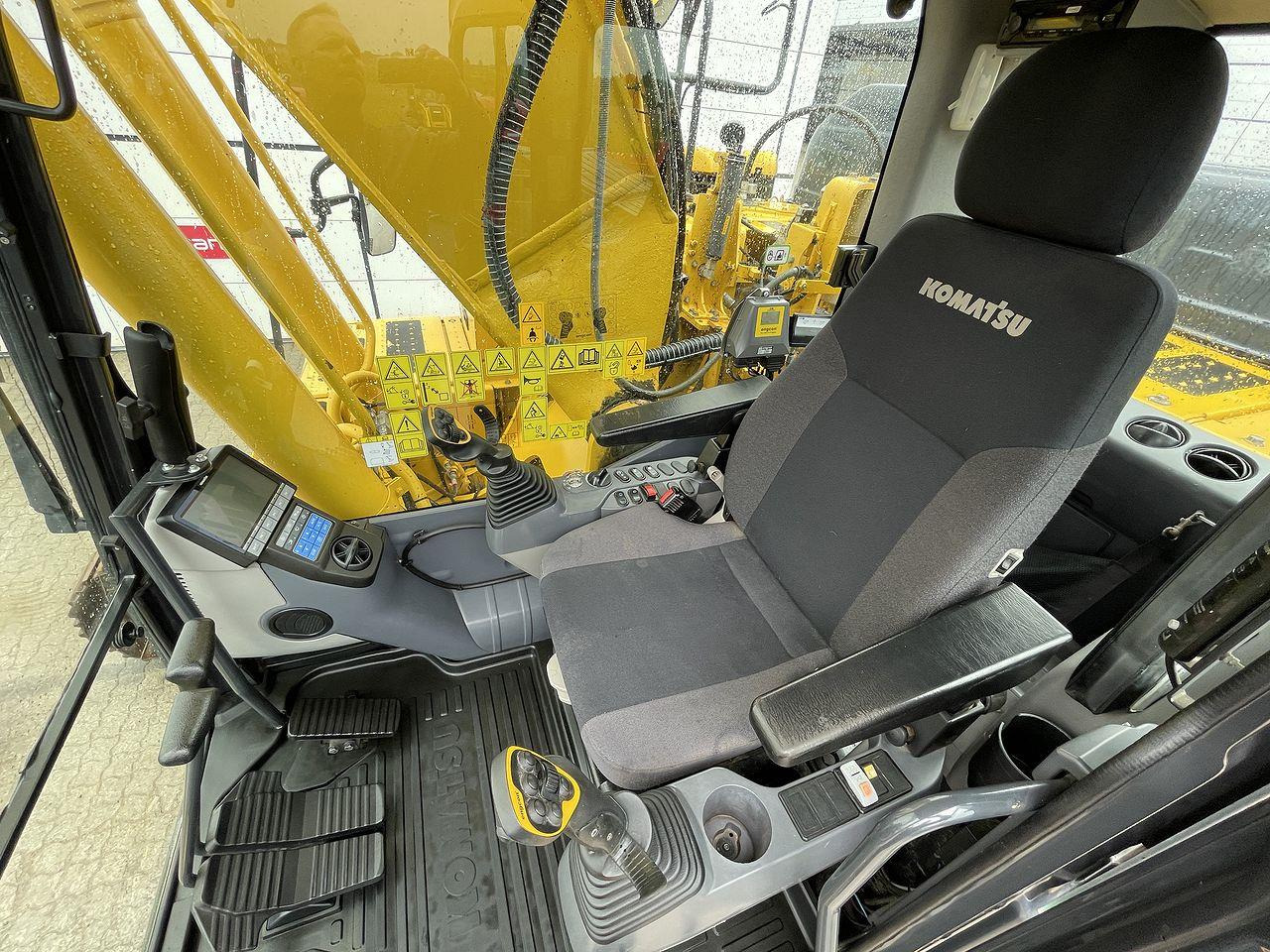 Komatsu PC240LC-11EO - حفار زاحف: صورة 3 Komatsu PC240LC-11EO - حفار زاحف: صورة 3