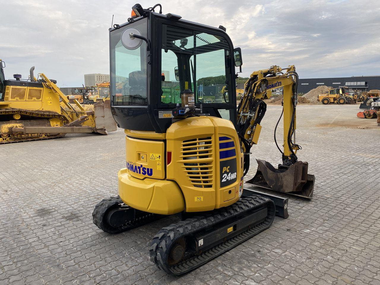Komatsu PC24MR-5 - حفار صغير: صورة 4 Komatsu PC24MR-5 - حفار صغير: صورة 4