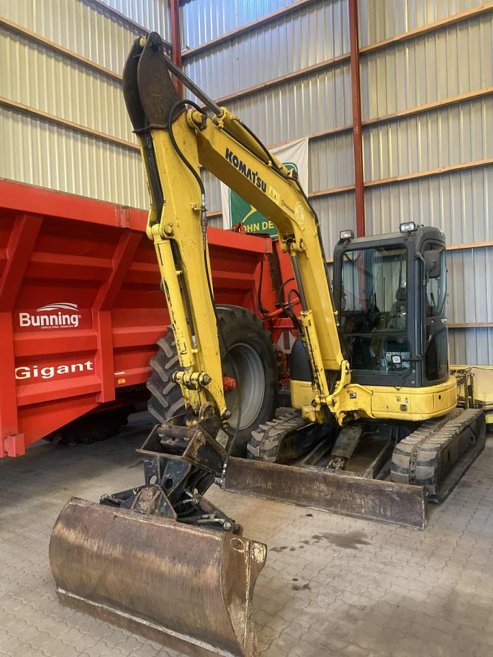 Komatsu PC50MR-2 - حفار صغير: صورة 1 Komatsu PC50MR-2 - حفار صغير: صورة 1