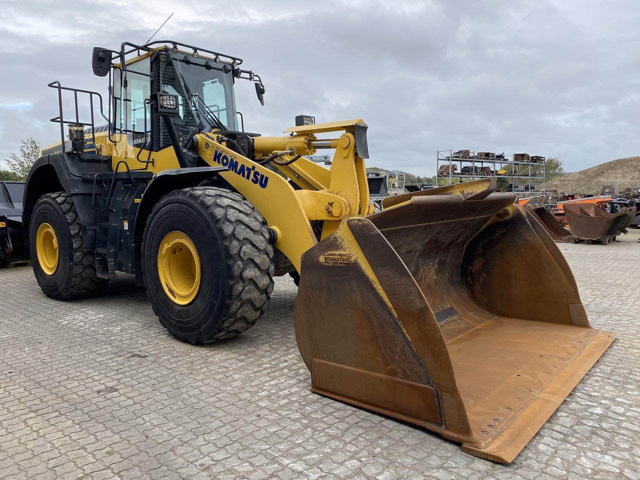 Komatsu WA480-8 - اللودر بعجل: صورة 5 Komatsu WA480-8 - اللودر بعجل: صورة 5