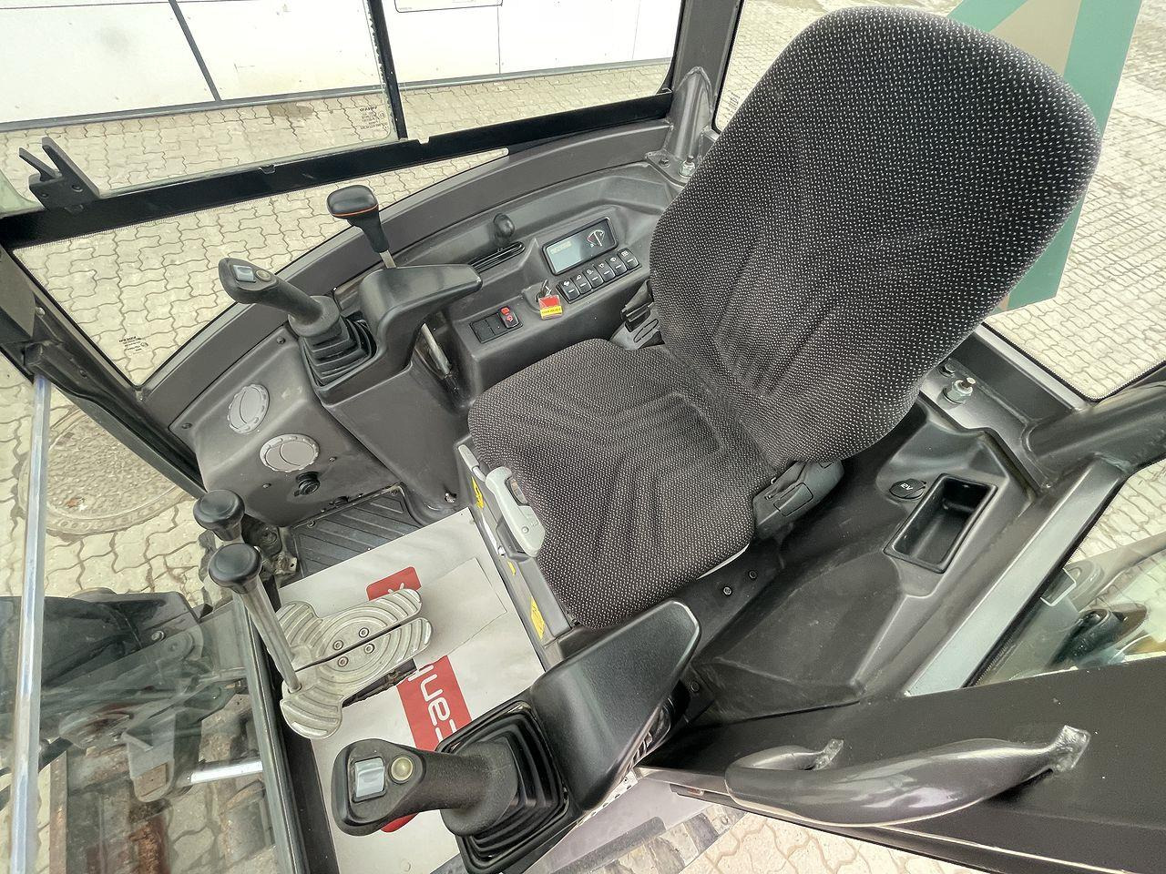 Volvo ECR25D - حفار صغير: صورة 3 Volvo ECR25D - حفار صغير: صورة 3