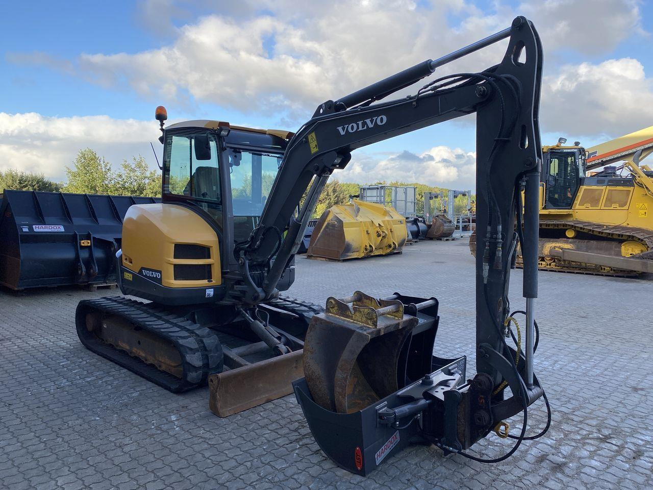 Volvo ECR50 - حفار صغير: صورة 5 Volvo ECR50 - حفار صغير: صورة 5