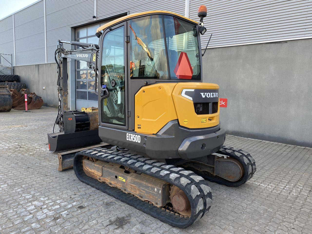 Volvo ECR50 - حفار صغير: صورة 2 Volvo ECR50 - حفار صغير: صورة 2