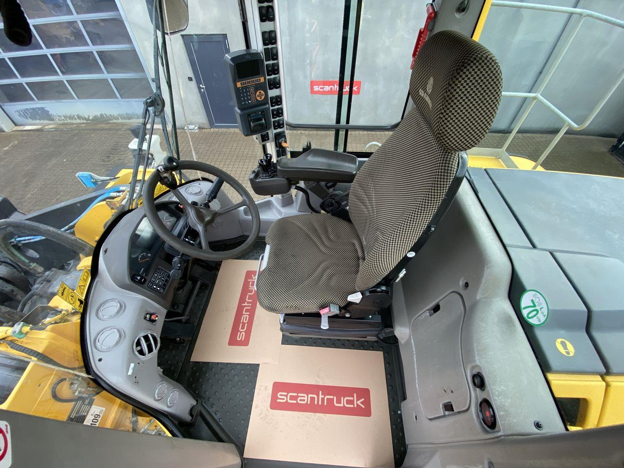 Volvo L220G - اللودر بعجل: صورة 3 Volvo L220G - اللودر بعجل: صورة 3