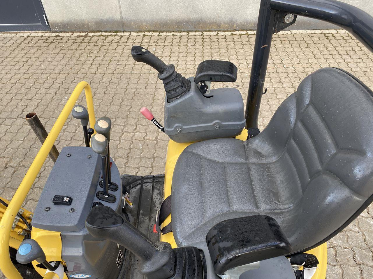 Yanmar VIO12 - حفار صغير: صورة 3 Yanmar VIO12 - حفار صغير: صورة 3