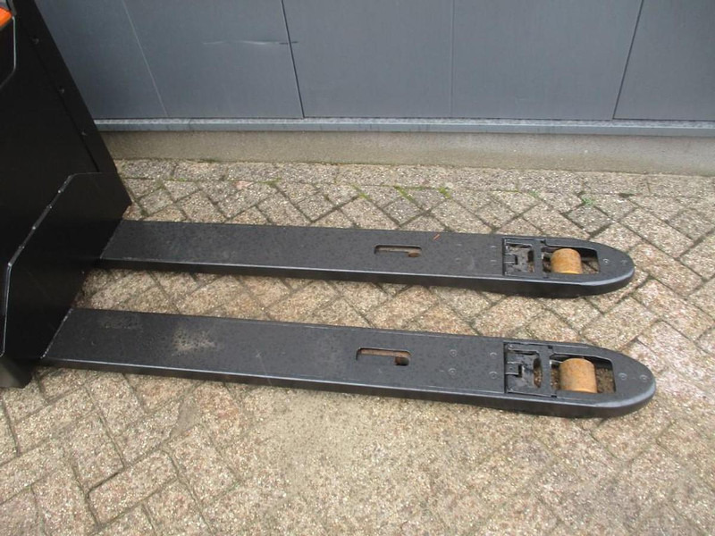 BT LPE200 - شاحنة نقل الطبالي: صورة 3 BT LPE200 - شاحنة نقل الطبالي: صورة 3