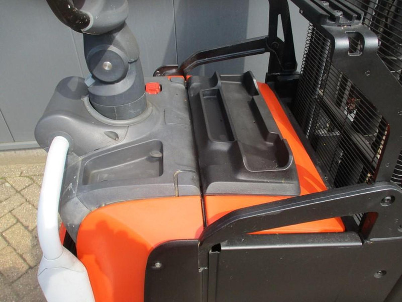 BT SPE 200L - شاحنة نقل الطبالي: صورة 5 BT SPE 200L - شاحنة نقل الطبالي: صورة 5