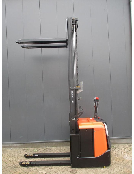 شاحنة نقل الطبالي BT SPE125: صورة 12