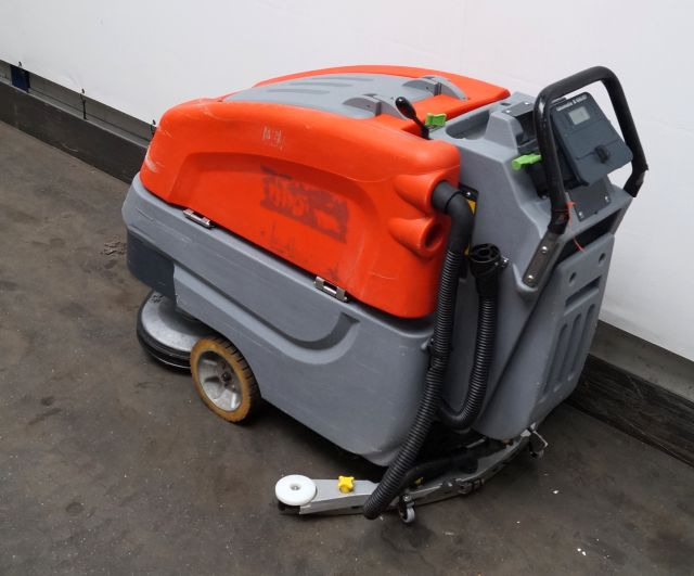 Hako Hakomatic B70 - ماكينة فرك وتجفيف: صورة 4 Hako Hakomatic B70 - ماكينة فرك وتجفيف: صورة 4
