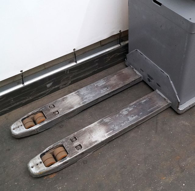 Jungheinrich ESE120 - شاحنة نقل الطبالي: صورة 3 Jungheinrich ESE120 - شاحنة نقل الطبالي: صورة 3