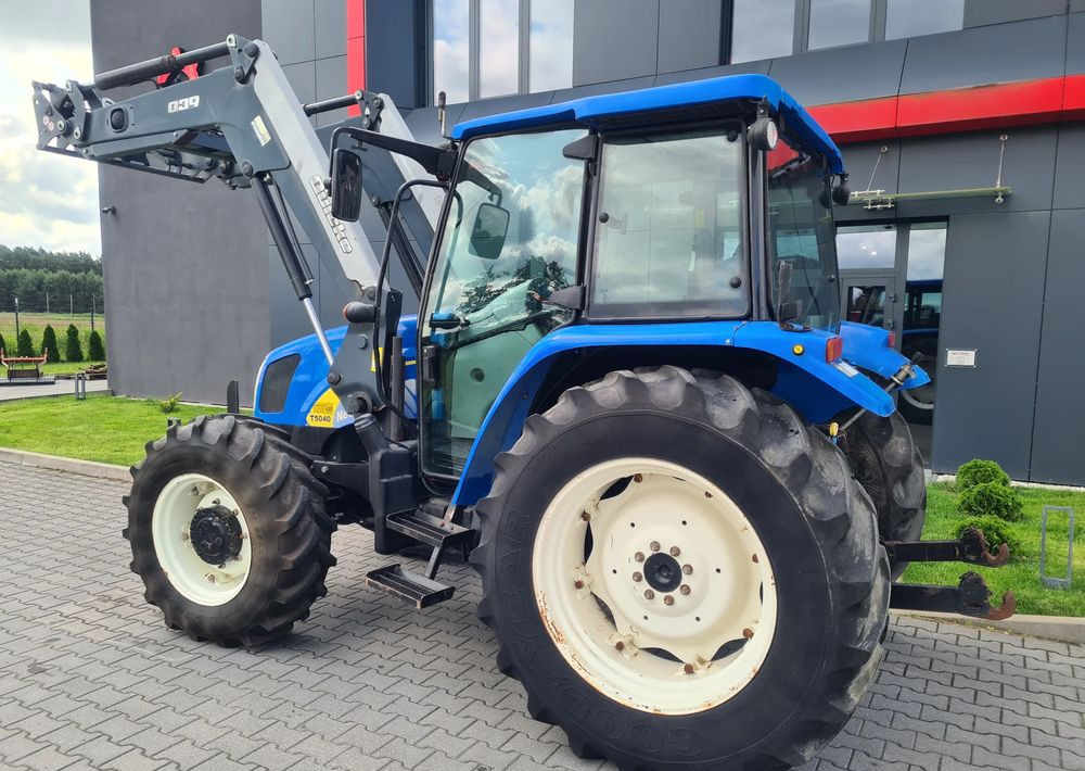 New Holland T5040 - جرار: صورة 3 New Holland T5040 - جرار: صورة 3