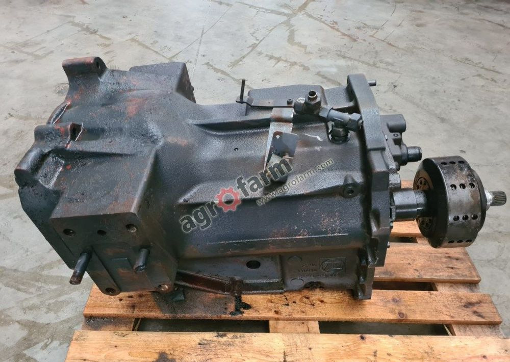 SKRZYNIA BIEGÓW AGROTRON 6150.4 2093319026 - صندوق التروس: صورة 3 SKRZYNIA BIEGÓW AGROTRON 6150.4 2093319026 - صندوق التروس: صورة 3