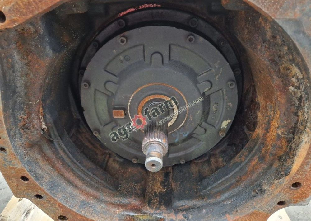 Skrzynia biegów Massey Ferguson 5435 - صندوق التروس: صورة 4 Skrzynia biegów Massey Ferguson 5435 - صندوق التروس: صورة 4