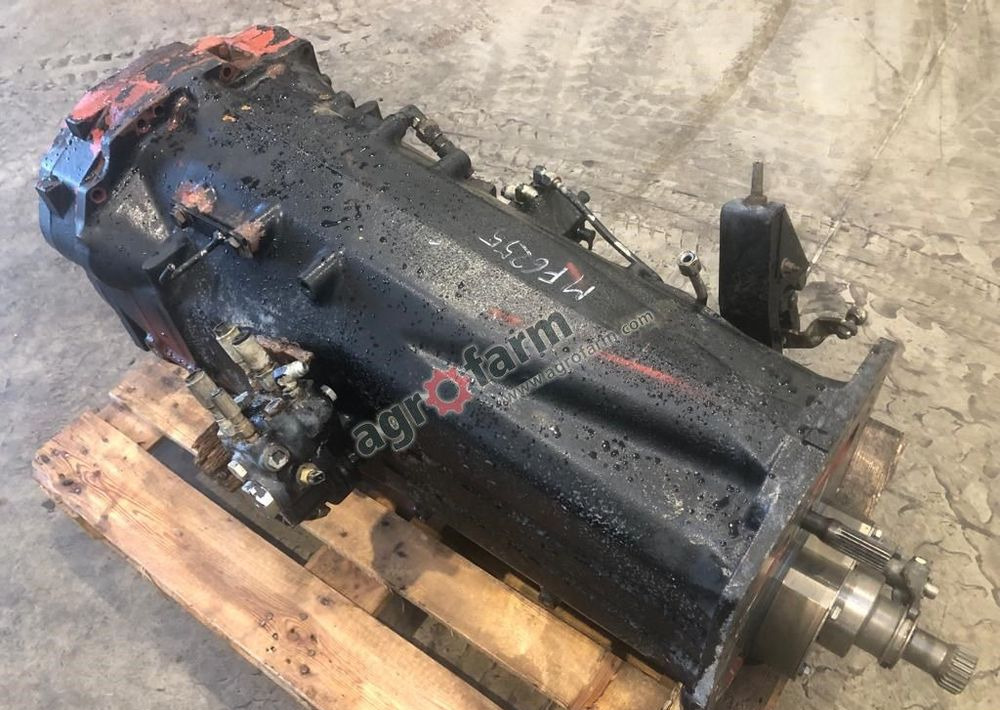Skrzynia biegów Massey Ferguson 6255 461B7 - صندوق التروس: صورة 4 Skrzynia biegów Massey Ferguson 6255 461B7 - صندوق التروس: صورة 4