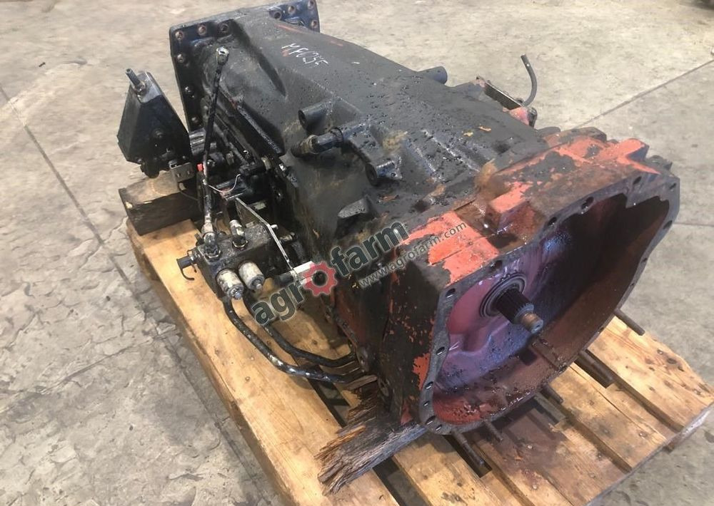 Skrzynia biegów Massey Ferguson 6255 461B7 - صندوق التروس: صورة 2 Skrzynia biegów Massey Ferguson 6255 461B7 - صندوق التروس: صورة 2