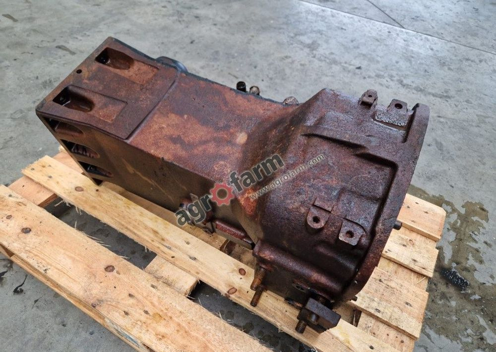 Skrzynia biegów New Holland T5040 - صندوق التروس: صورة 2 Skrzynia biegów New Holland T5040 - صندوق التروس: صورة 2