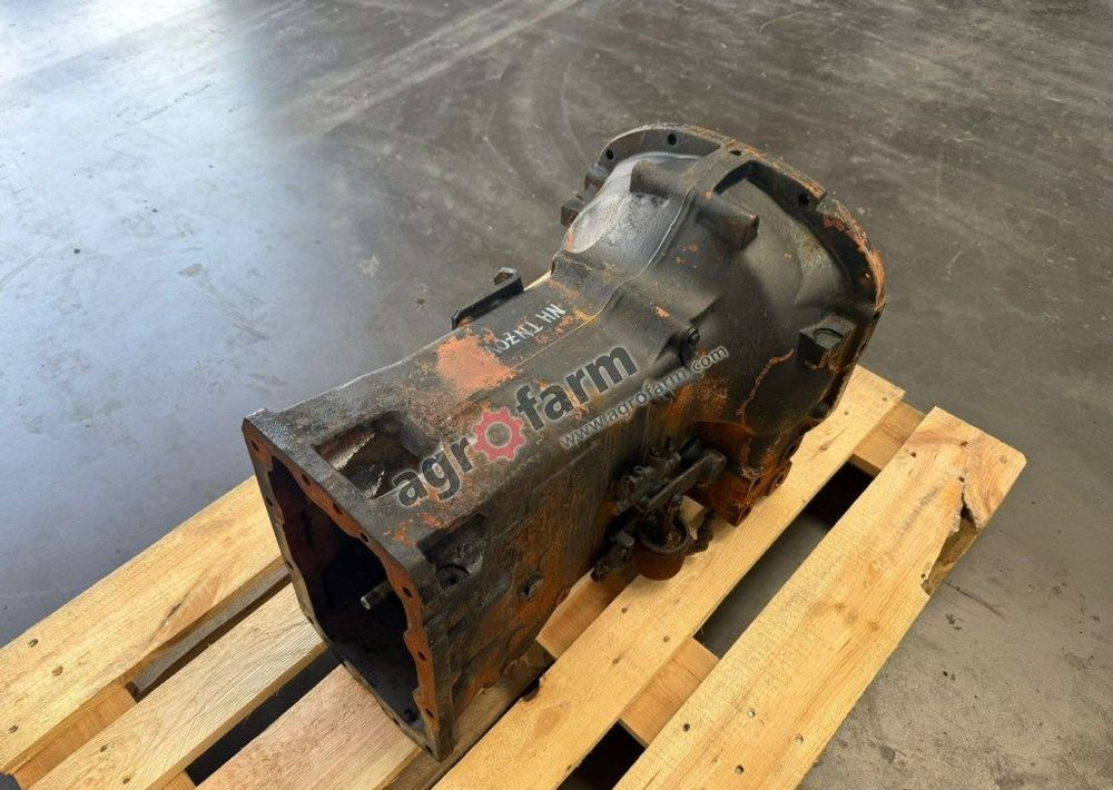 Skrzynia biegów New Holland TN70VA - صندوق التروس: صورة 3 Skrzynia biegów New Holland TN70VA - صندوق التروس: صورة 3