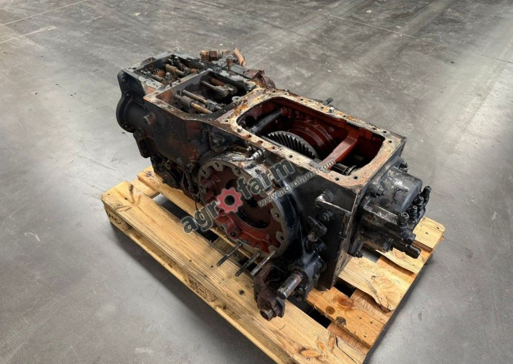 Skrzynia biegów, most tylny Landini 6.130 C - صندوق التروس: صورة 3 Skrzynia biegów, most tylny Landini 6.130 C - صندوق التروس: صورة 3