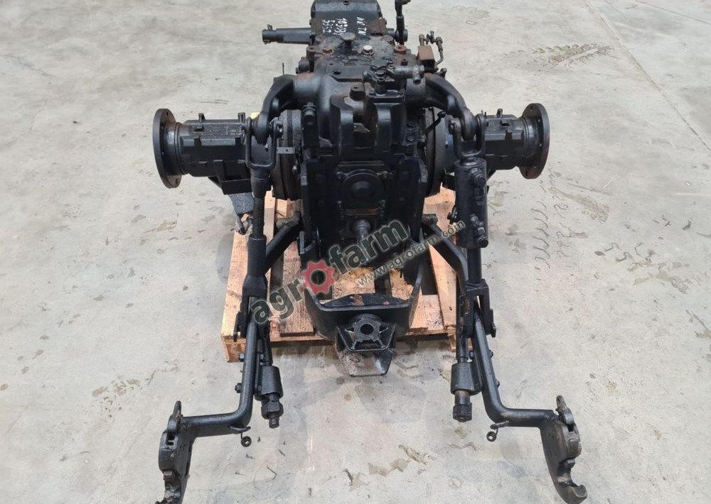 Tylny most New Holland TN70F 44366006 - صندوق التروس: صورة 4 Tylny most New Holland TN70F 44366006 - صندوق التروس: صورة 4