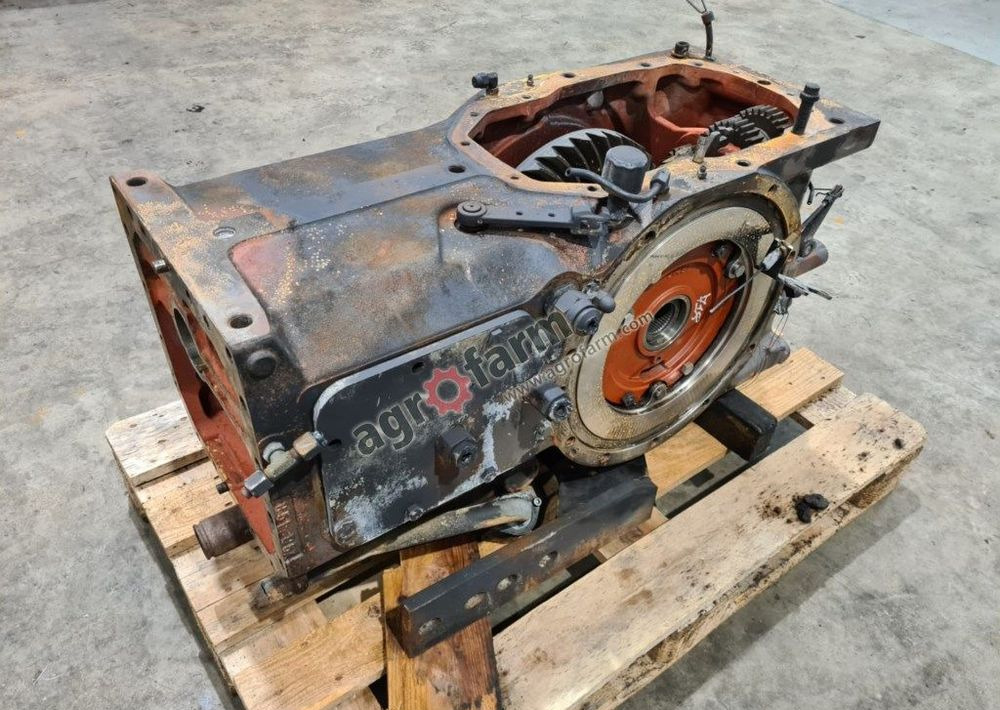 Tylny most Renault Ares 656RZ 851B6 - صندوق التروس: صورة 3 Tylny most Renault Ares 656RZ 851B6 - صندوق التروس: صورة 3