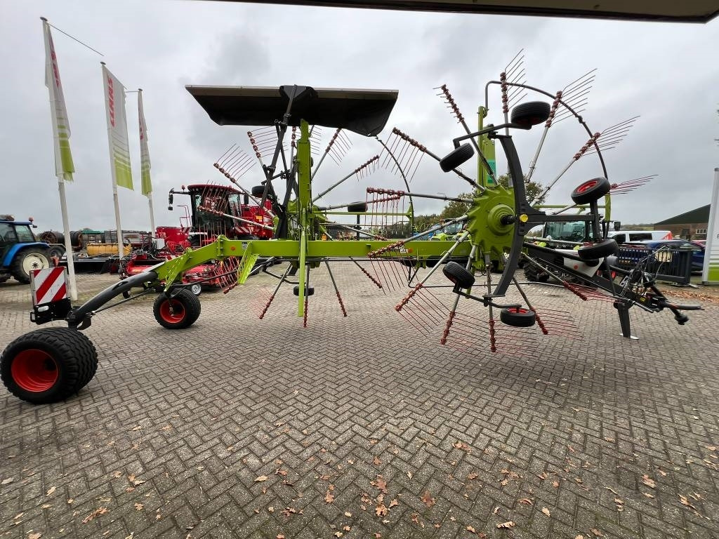 Claas Liner 1900 - نشارة الدريس/ شوكة جرف: صورة 5 Claas Liner 1900 - نشارة الدريس/ شوكة جرف: صورة 5
