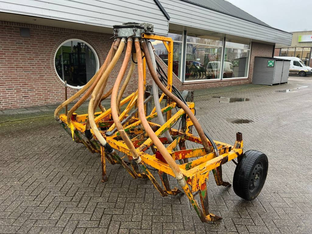 Hekamp 11 tand bouwland bemester - ناثرة السماد الحيواني: صورة 1 Hekamp 11 tand bouwland bemester - ناثرة السماد الحيواني: صورة 1