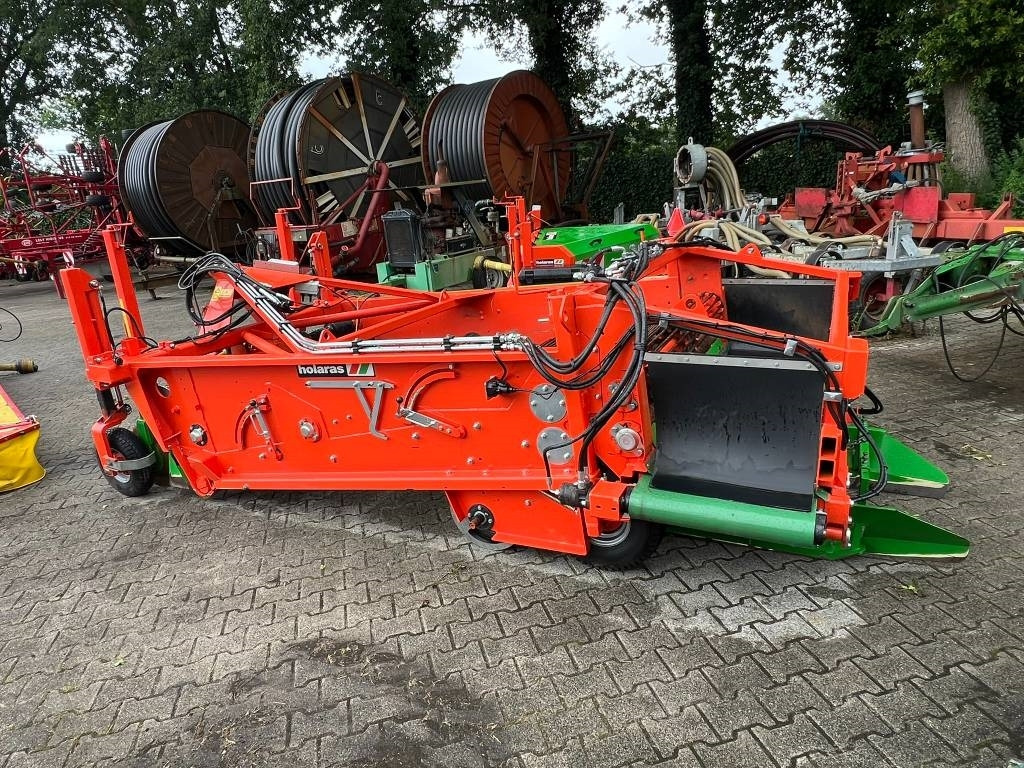 Holaras UR170-DB uienrooier - آلات الحصاد: صورة 3 Holaras UR170-DB uienrooier - آلات الحصاد: صورة 3