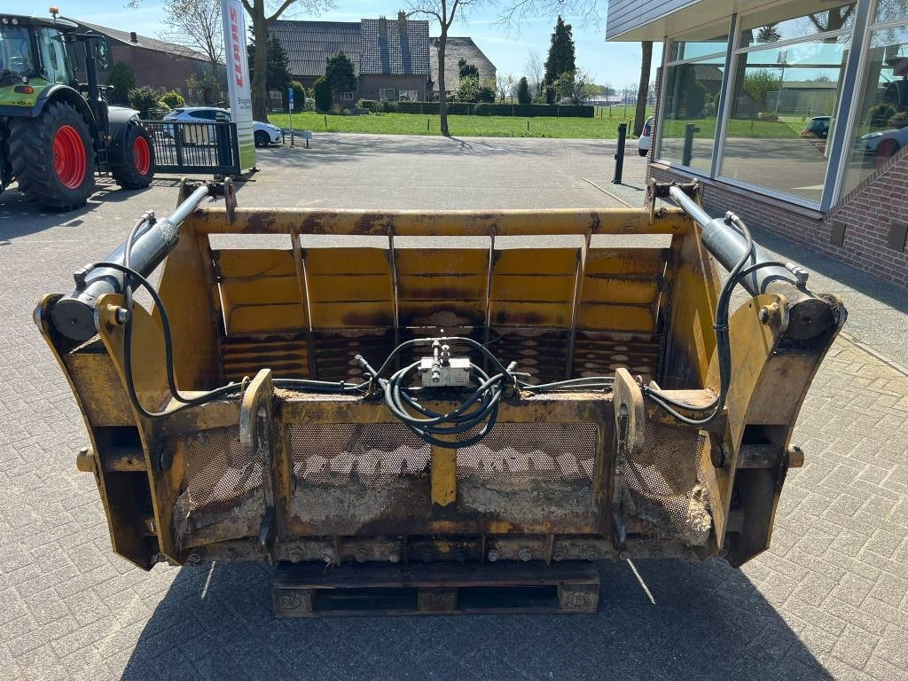 Mammut SC 220 H Kuilhapper - معدات الماشية: صورة 3 Mammut SC 220 H Kuilhapper - معدات الماشية: صورة 3