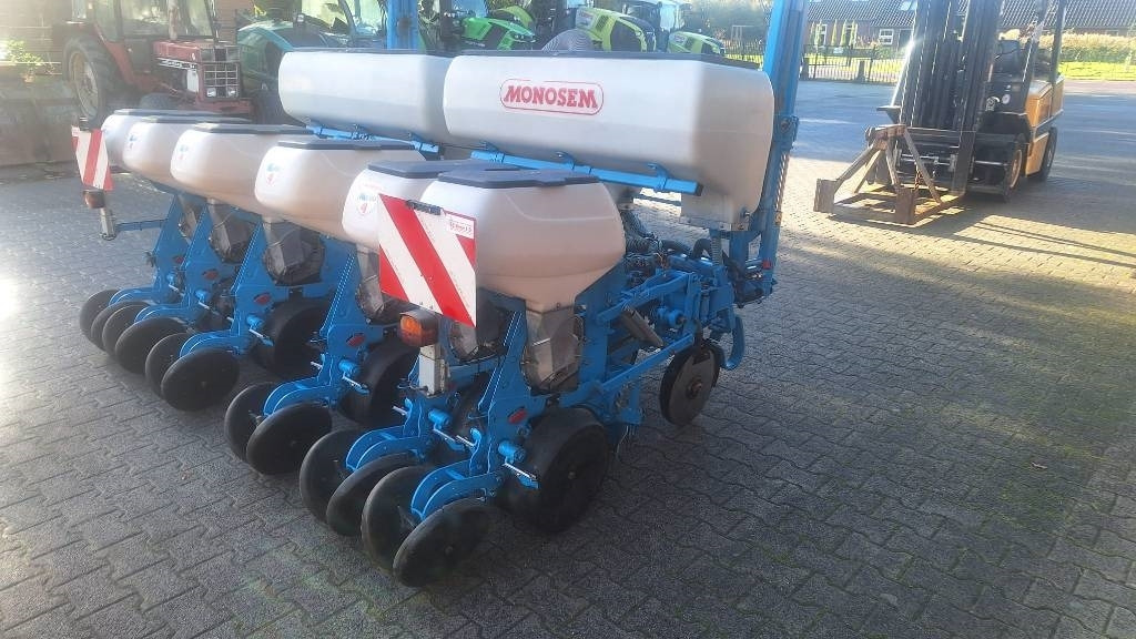 Monosem NG PLUS 6 - آلة البذر الدقيق: صورة 2 Monosem NG PLUS 6 - آلة البذر الدقيق: صورة 2