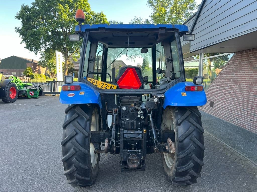 New Holland TL 90 - جرار: صورة 4 New Holland TL 90 - جرار: صورة 4