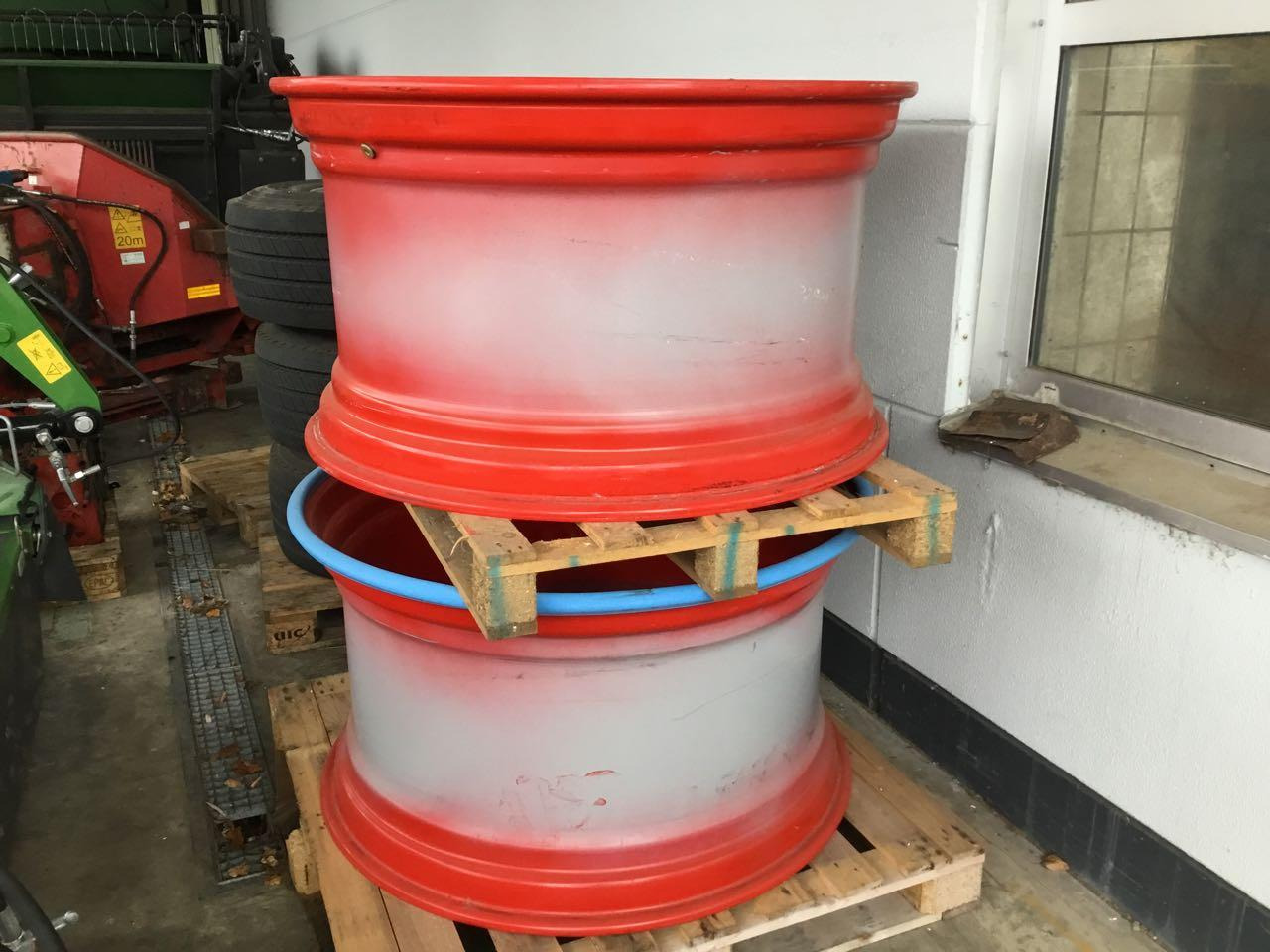 Felgen 23x42, Spur 2050mm , Fendt 900 - الجنوط: صورة 3 Felgen 23x42, Spur 2050mm , Fendt 900 - الجنوط: صورة 3