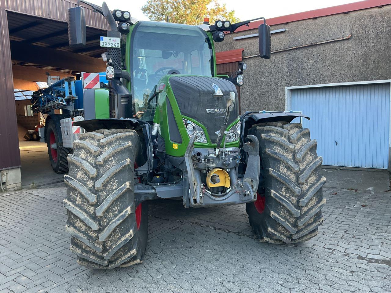 Fendt 724 Gen. 6 Profi Plus - جرار: صورة 2 Fendt 724 Gen. 6 Profi Plus - جرار: صورة 2