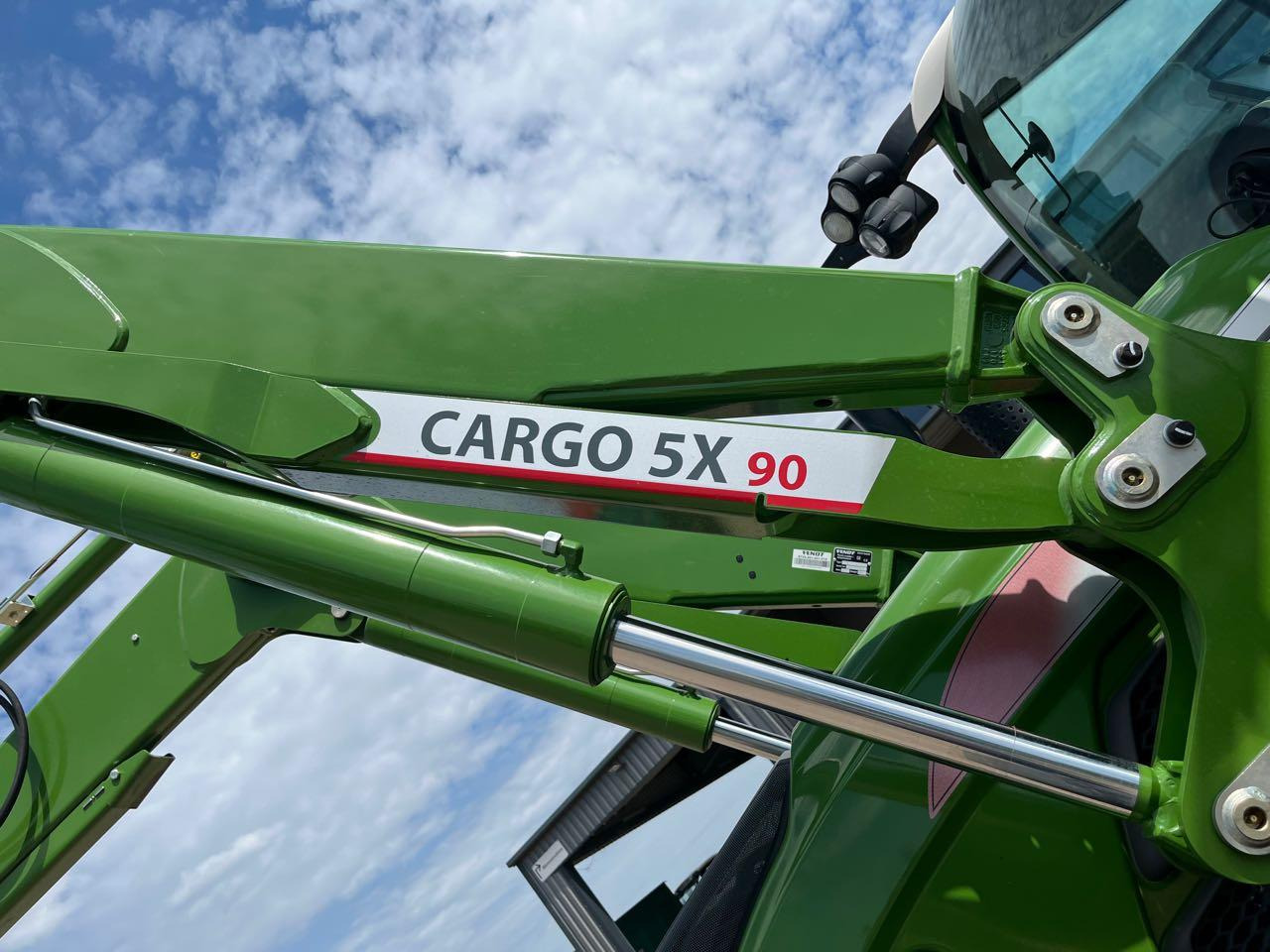 Fendt Cargo 5x90 - مغراف أمامي للجرار: صورة 1 Fendt Cargo 5x90 - مغراف أمامي للجرار: صورة 1