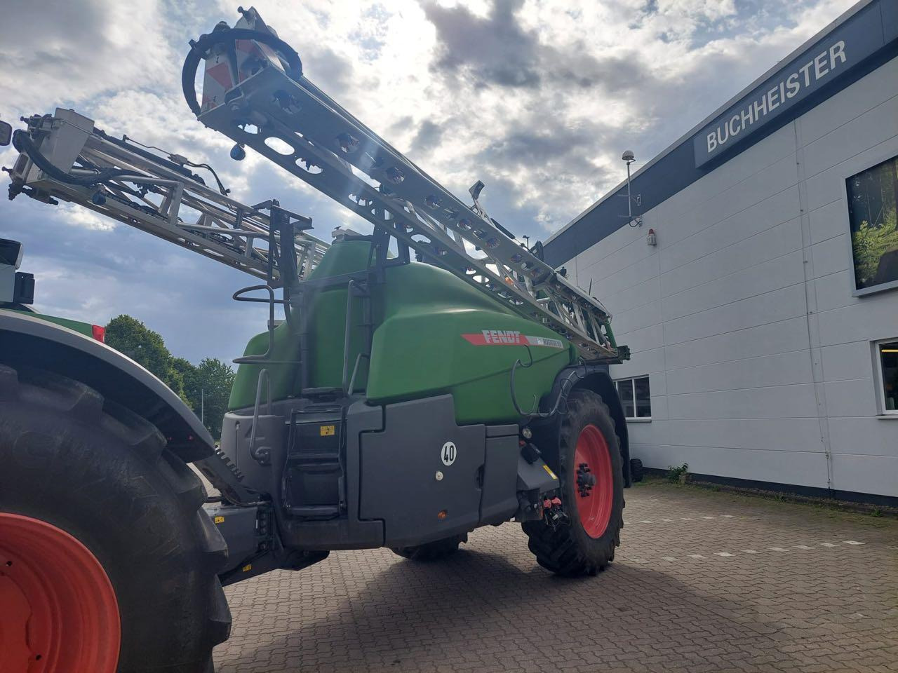 Fendt Rogator 366 - رشاش مسحوب: صورة 1 Fendt Rogator 366 - رشاش مسحوب: صورة 1