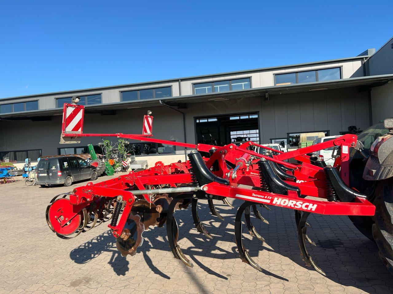 Horsch Terrano 4FX - آلة حراثة: صورة 2 Horsch Terrano 4FX - آلة حراثة: صورة 2