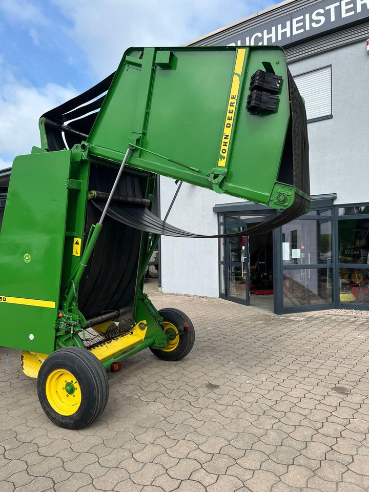 John Deere 550 - آلة بالات دائرية: صورة 4 John Deere 550 - آلة بالات دائرية: صورة 4