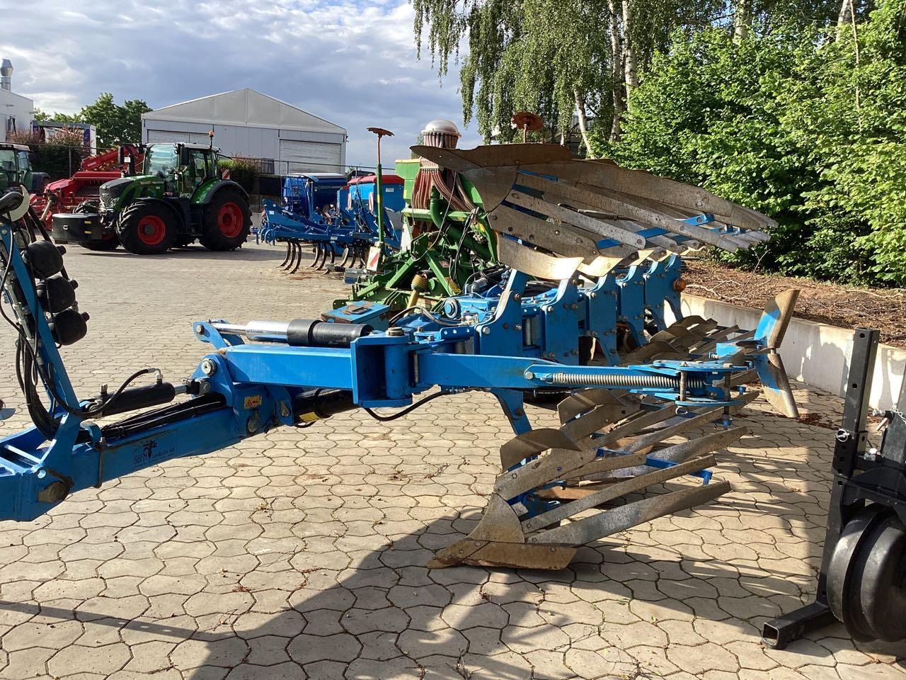 Lemken Diamant 11 V 5+1 L100 - محراث: صورة 2 Lemken Diamant 11 V 5+1 L100 - محراث: صورة 2