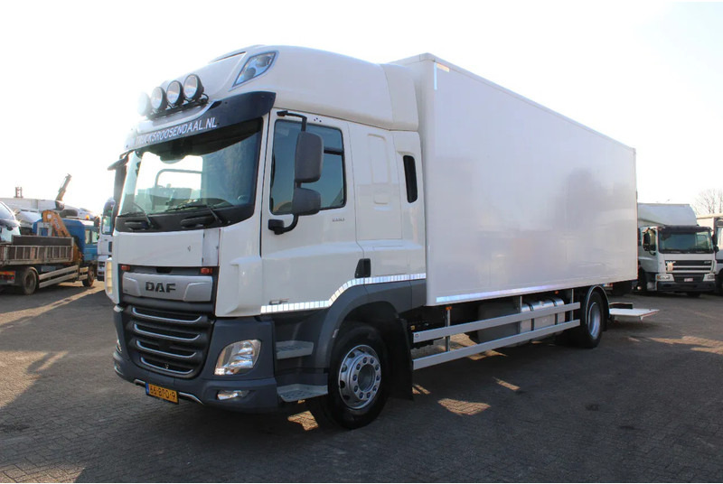 DAF CF 260 + EURO 6 + LIFT - شاحنة صندوقية: صورة 2 DAF CF 260 + EURO 6 + LIFT - شاحنة صندوقية: صورة 2