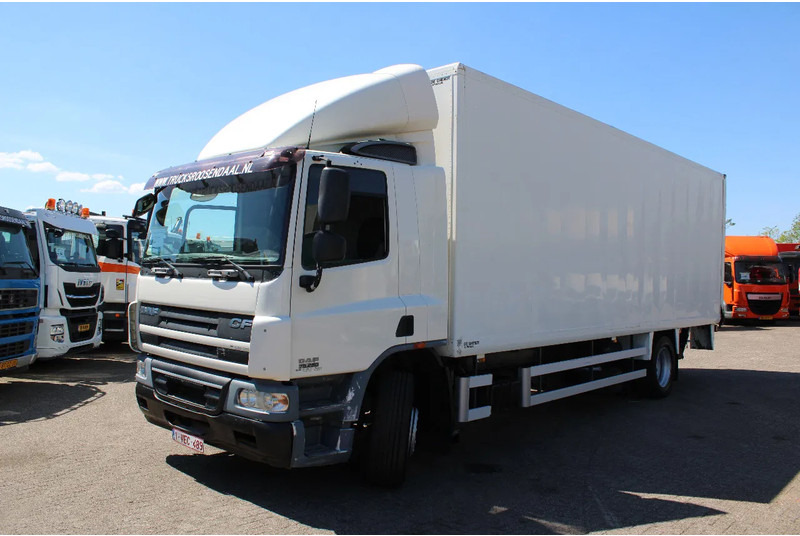 DAF CF 75.250 + LIFT - شاحنة صندوقية: صورة 2 DAF CF 75.250 + LIFT - شاحنة صندوقية: صورة 2