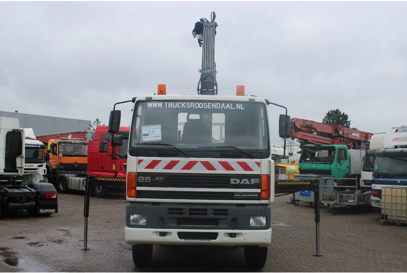DAF Kipper 6x4 + SPRING + EURO 1 + no CRANE + Manuel + BE apk 09-2024 - شاحنة قلاب: صورة 4 DAF Kipper 6x4 + SPRING + EURO 1 + no CRANE + Manuel + BE apk 09-2024 - شاحنة قلاب: صورة 4