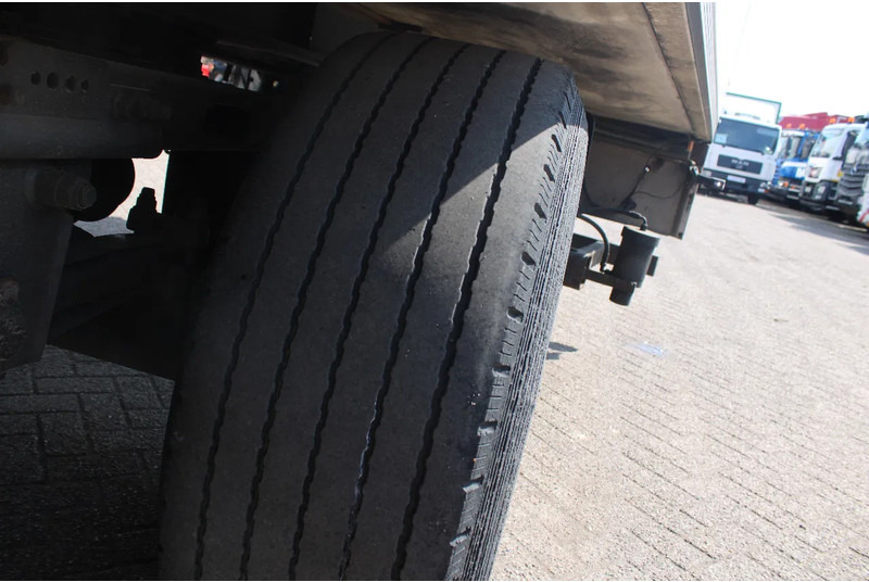 نصف مقطورة بصندوق مغلق Groenewegen 3x BPW +3 TONS lift: صورة 15