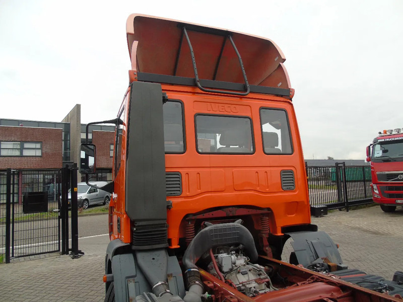 Iveco Eurocargo 120E18 + MANUAL - شاحنة بهيكل معدني للمقصورة: صورة 5 Iveco Eurocargo 120E18 + MANUAL - شاحنة بهيكل معدني للمقصورة: صورة 5