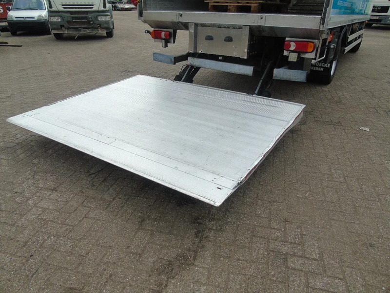 شاحنة صندوقية Iveco Eurocargo 120E21 + EURO 6: صورة 13