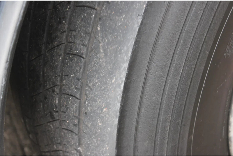 رأس تريلا MAN TGX 18.440 + euro 6 + double tank + spoiler: صورة 13